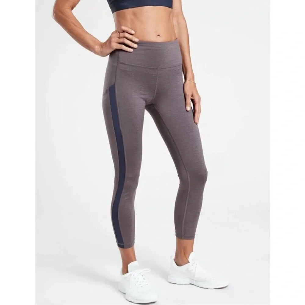 Athleta Ultimate Stash Pocket Heather Purple 7/8 Tights Sz‎ S